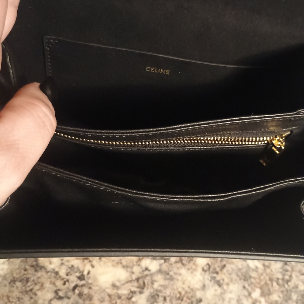 Celine Triomphe Bag in black shiny calfskin. Euc Like New - Picture 10 of 14